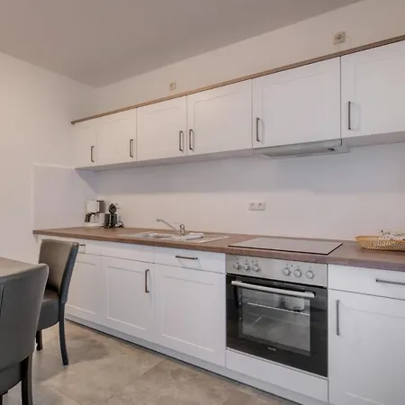 Strandgruen Timmendorfer Strand