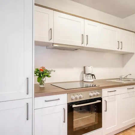 Strandgruen Timmendorfer Strand