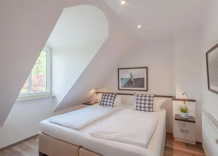 Strandgruen * تيميندورفير ستراند